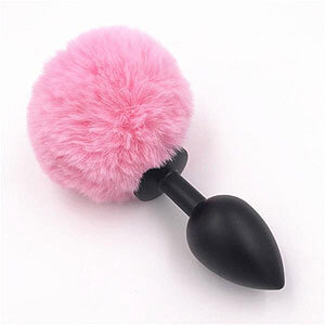 Pink bunny tail on a black anal plug (7,1 x 2,9 cm)